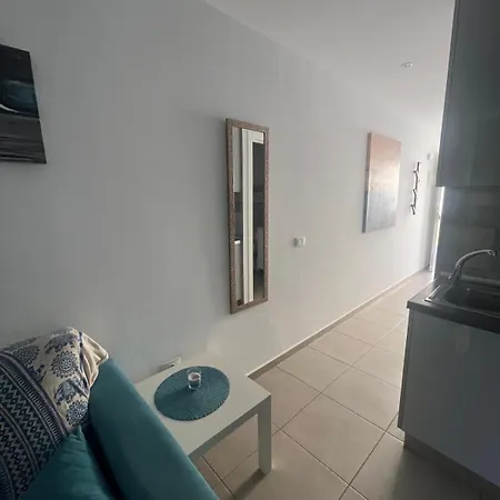 Apartment Lovely Sunny -emanuela Mareverde